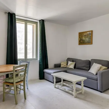 Le Bambou Wifi Proche Des Pontons Et Du Doul Apartment